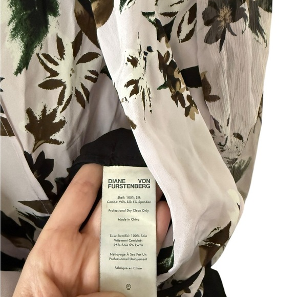 Diane Von Furstenberg Delphi Silk Wide Leg Jumpsuit - Picture 4 of 9